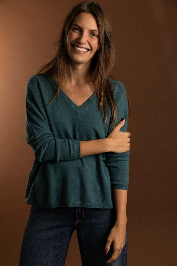 Jersey cashmere cuello pico sea shadow